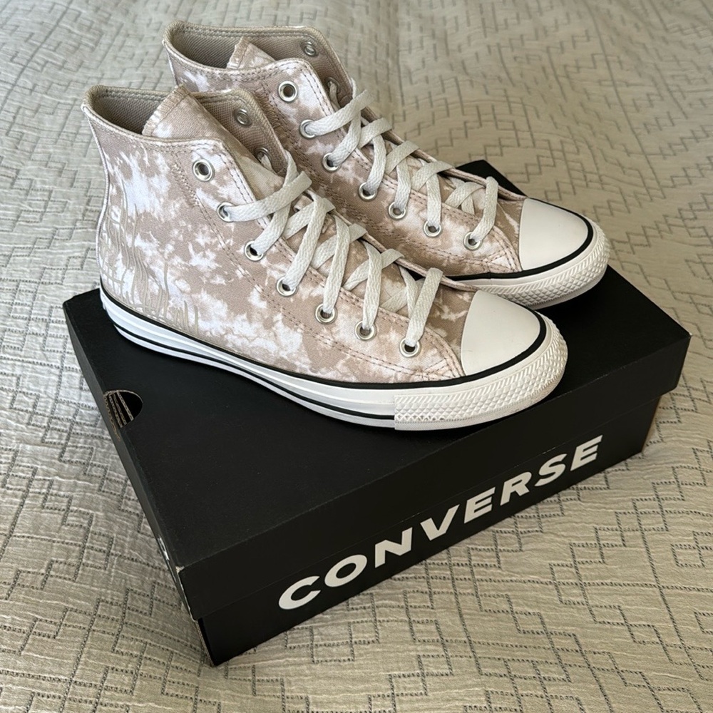 Hightop Converse